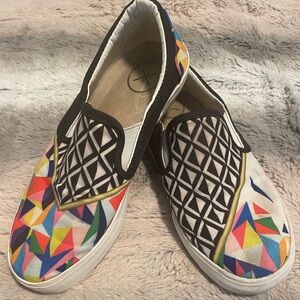 Inkkas Women’s Size 6 Slip-On Sneakers– Colorful Geometric & Black/White Pattern